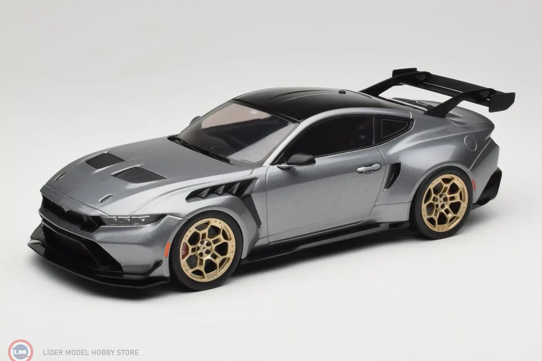 1:18 MCG 2025 Ford Mustang GTD