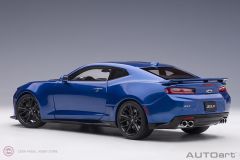 1:18 2017 Chevrolet Camaro ZL1 Mavi