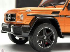 1:18 GT Spirit 2015 Mercedes Benz G63 AMG W463 Crazy Color Edition