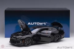 1:18 2017 Chevrolet Camaro ZL1 Siyah