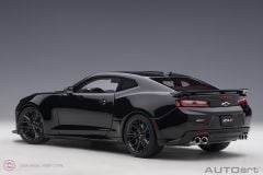 1:18 2017 Chevrolet Camaro ZL1 Siyah
