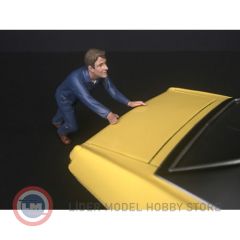1:18 American Diorama 38178  Mechanic Darwin figure