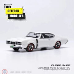 1:43 IXO Oldsmobile 442 W-30 (1970) - white