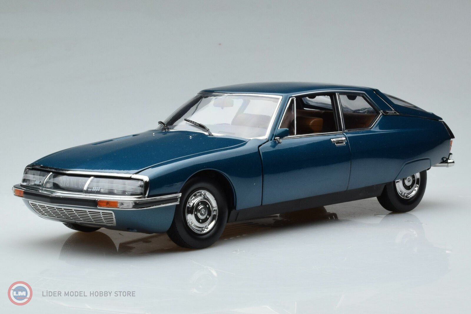 1:18 1972 Citroen SM