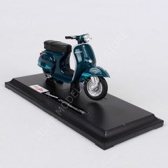 1:18  1976 Vespa 125 ET3 Primavera