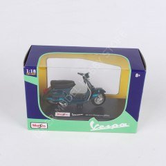 1:18  1976 Vespa 125 ET3 Primavera