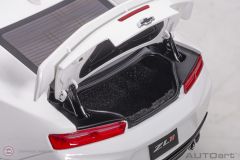 1:18 Autoart 2017 Chevrolet Camaro ZL1