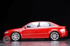 1:18 2005 Audi RS4 (B7) 4.2 FSI