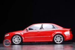 1:18 2005 Audi RS4 (B7) 4.2 FSI