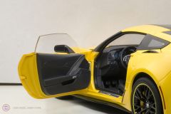 1:18 Chevrolet Corvette C7 Z06 Sarı