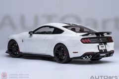 1:18 Autoart 2023 Ford Mustang Shelby GT500 Oxford White