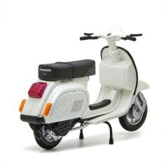 1:18 1984 Vespa PK 125 Automatica
