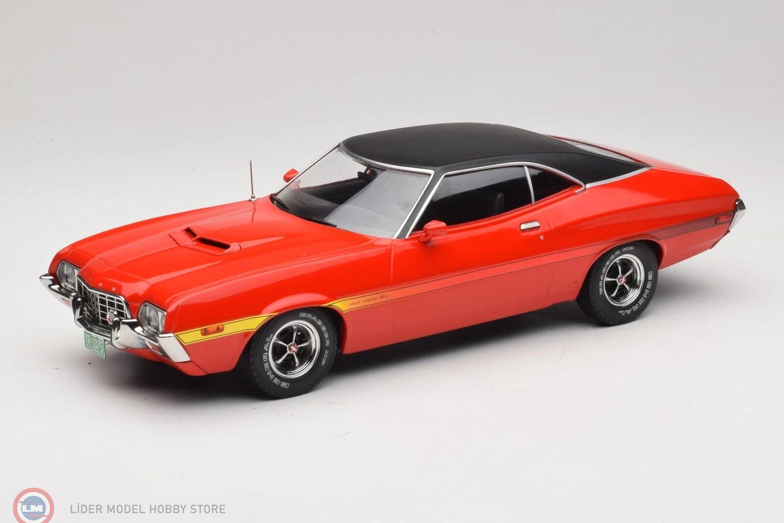 1:18 IXO 1972 Ford Gran Torino Sport