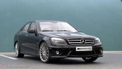 KUSURLU 1:18 Autoart 2007 Mercedes Benz C63 AMG W204