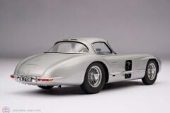 1:18 Amalgam Mercedes Benz 300 SLR Uhlenhaut Coupe silver