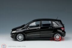 1:18 Norev 2005 Mercedes Benz B Class W245