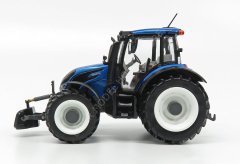 1:32 Valtra N174 Traktör