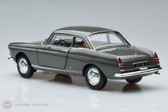 1:18 Norev 1967 Peugeot 404 Coupe