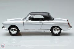 1:18 Norev 1967 Peugeot 404 Convertible
