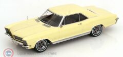 1:18 KK scale Buick Riviera Road House 1965 Krem