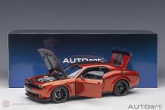 1:18 Dodge Challenger SRT Hellcat Widebody Kırmızı
