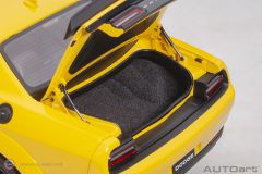 1:18 Dodge Challenger SRT Hellcat Widebody Sarı
