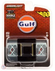 1:64 Lift Automotive Double Scissor Lifts - Gulf Oil
