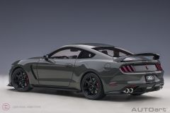 1:18  Ford Mustang Shelby GT-350R