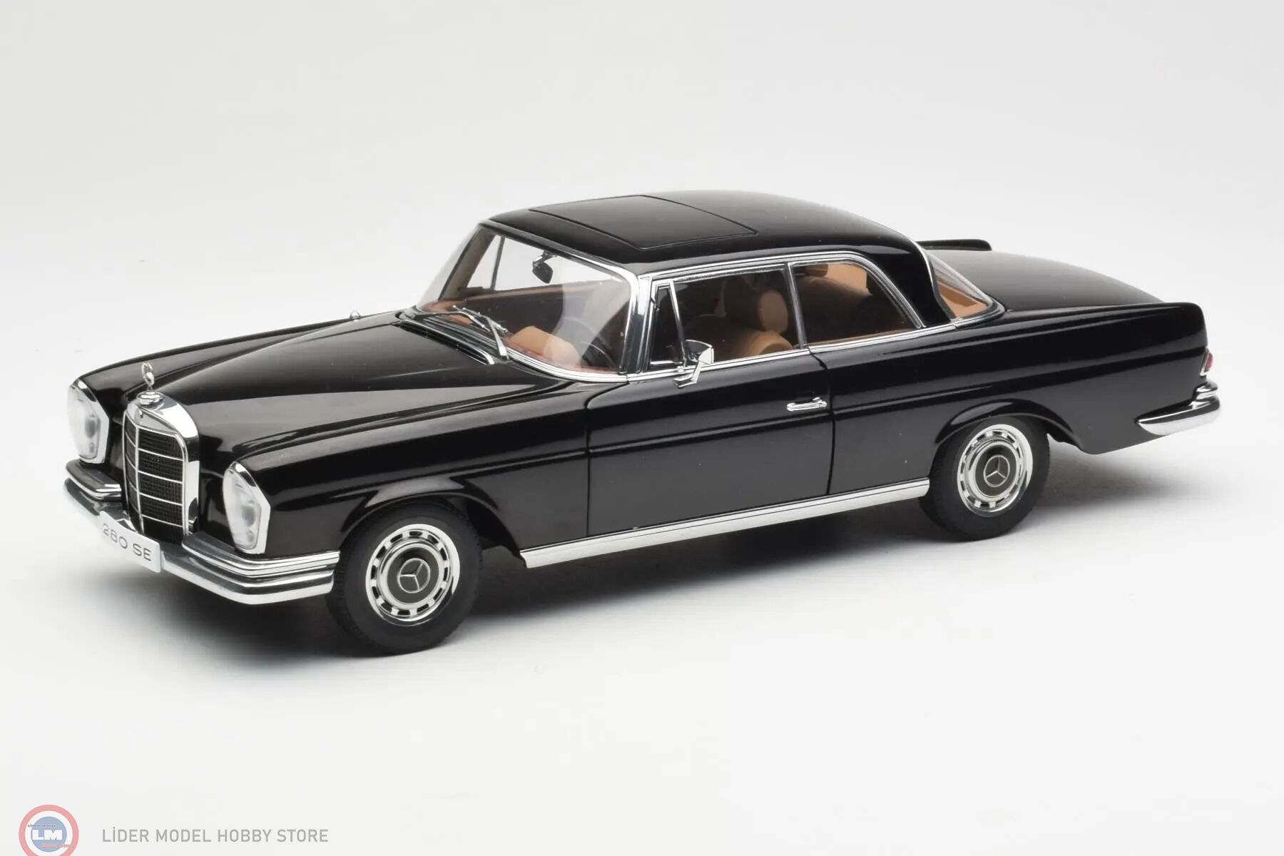 1:18 Autoart 1968 Mercedes Benz 280 SE Coupe