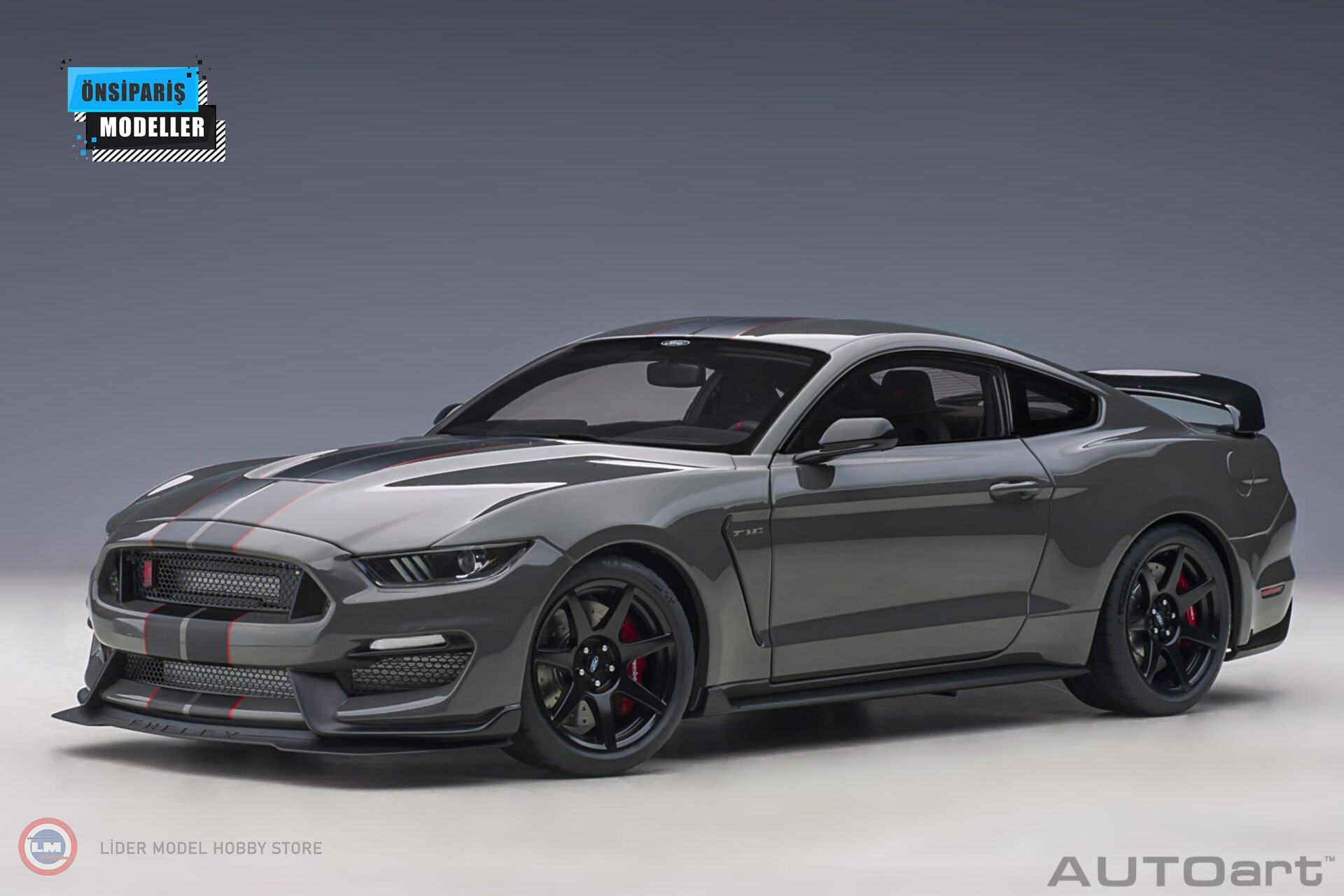 1:18 AUTOART 2017 Ford Mustang Shelby GT-350R Siyah