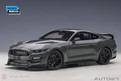 1:18 AUTOART 2017 Ford Mustang Shelby GT-350R Siyah