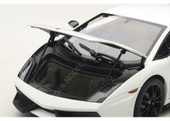 1:18 2011 Lamborghini Gallardo LP570-4 S Trofeo