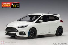 1:18 2016 Ford Focus RS (Frozen White)