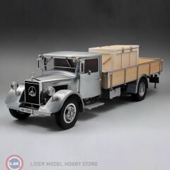 1:18 1933 Mercedes Benz LO 2750 Clear Finish Version