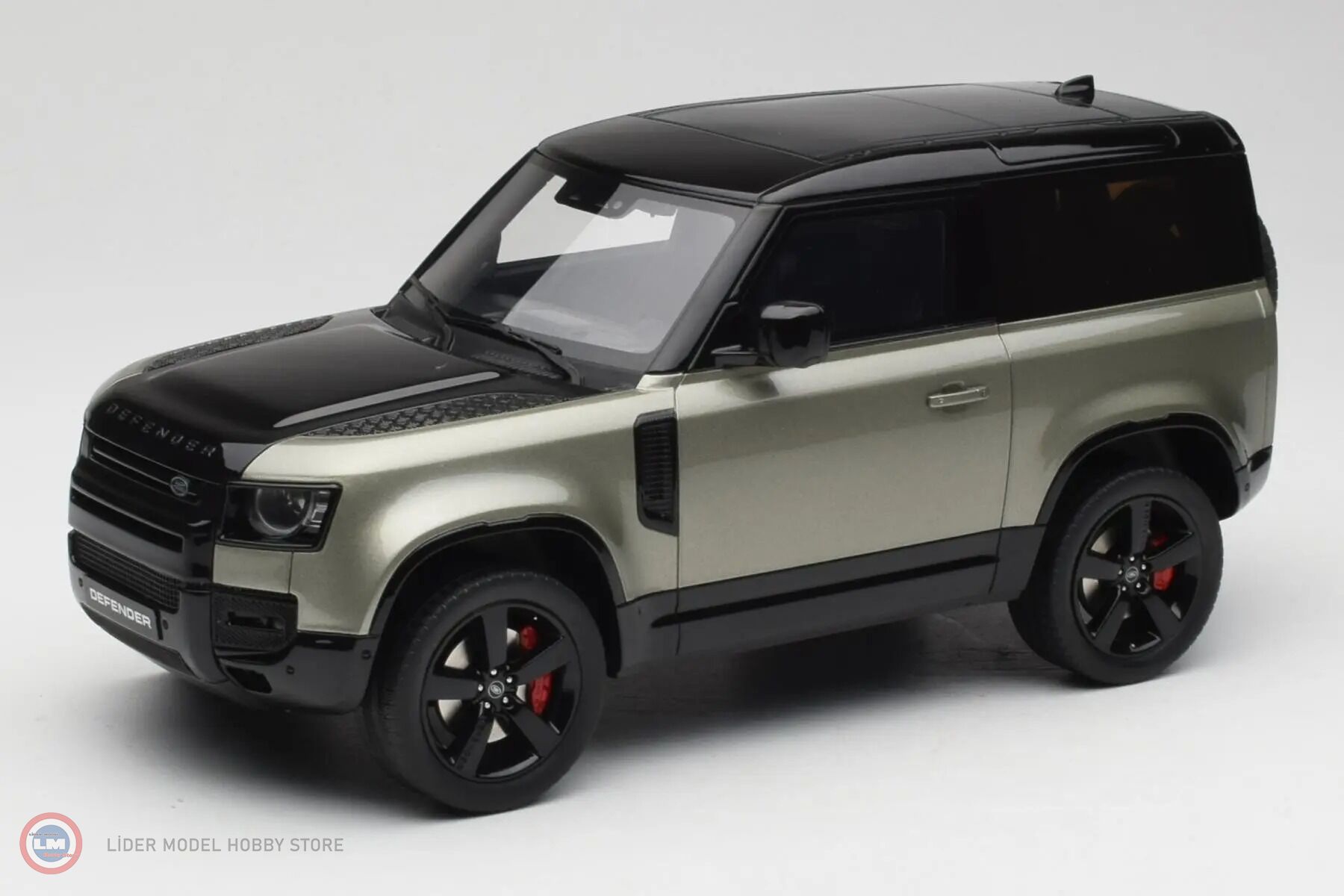 1:18 GT Spirit 2021 Land Rover Defender P400 X-Dynamic HSE Pangea Green