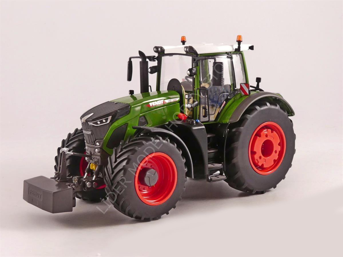 1:32 Fendt 942 Vario Traktör