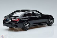 KUSURLU 1:18 Norev 2019 BMW 330i G20 - Black