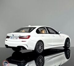 KUSURLU 1:18 Norev 2019 BMW G20 330i - White