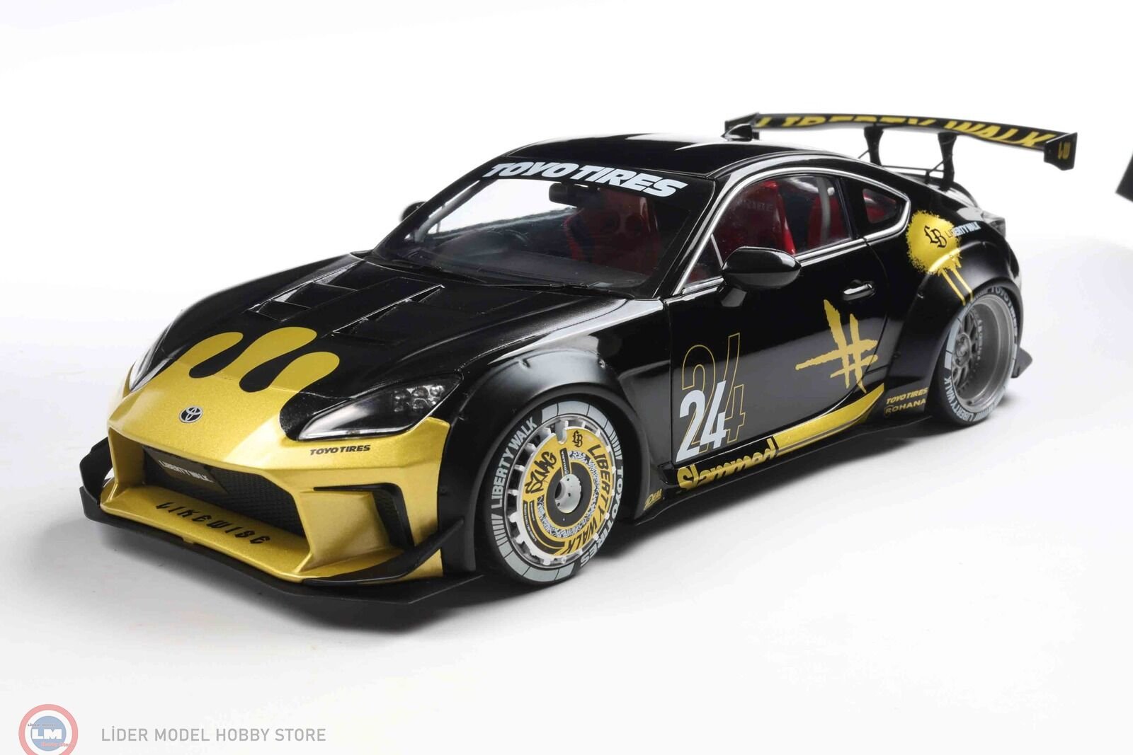 Solido - 1:18 Solido 2024 Toyota GR86 LBWK BODY KIT -Gold - 3.719