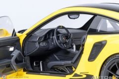 1:18 Autoart 2017 Porsche 911 (991.2) GT3 RS Weissach Package  Racing Yellow