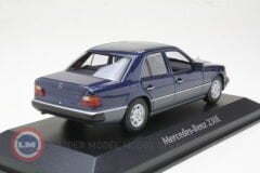 1:43 Maxichamps 1991 Mercedes Benz E Class 230E - W124
