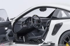 1:18 Autoart 2017 Porsche 911 (991.2) GT3 RS (Crayon)