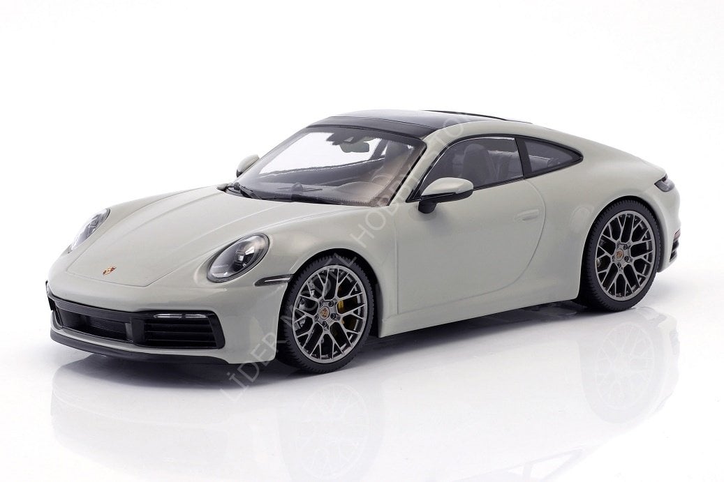 2019 Porsche 911 992 Carrera 4S Coupé - Chalk Grey