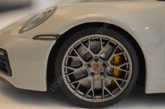 2019 Porsche 911 992 Carrera 4S Coupé - Chalk Grey