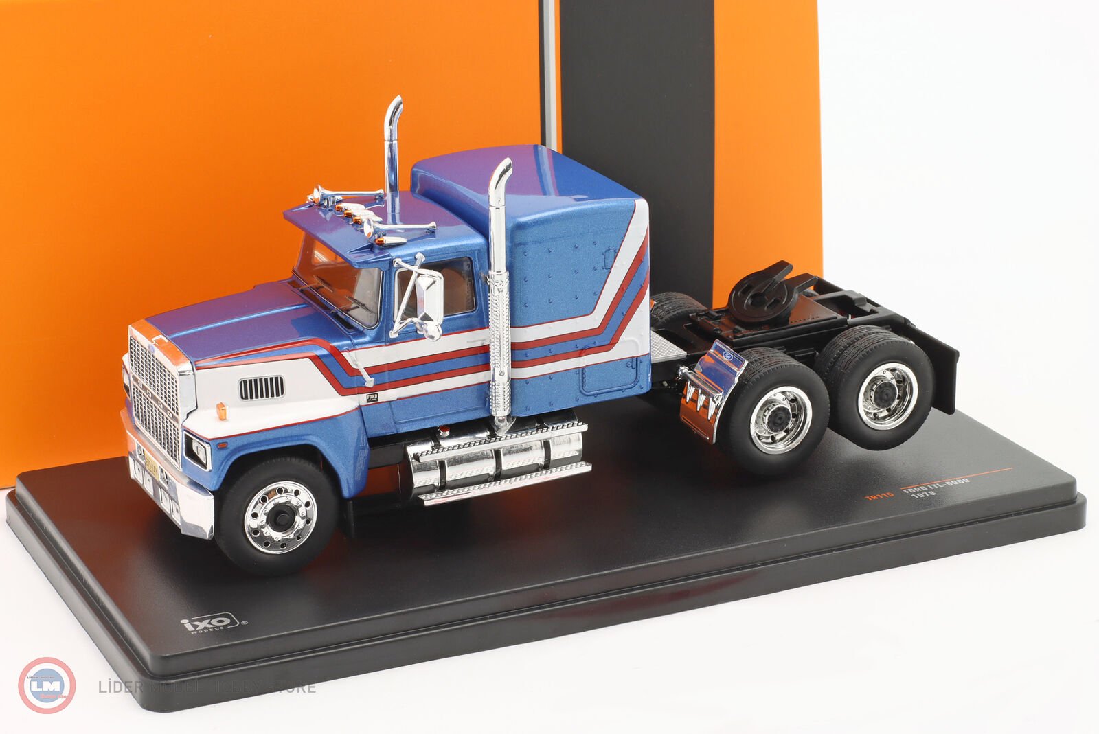 Modèle réduit Ford Ltl 9000, Dunkelgrau/rot, 1978 1/43 | Ixo