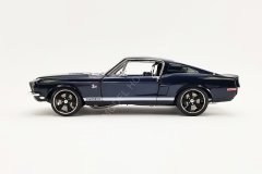 1:18 1968 Ford Mustang Shelby GT500 KR King Cobra