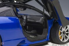1:18 McLaren Senna 2018 Mavi