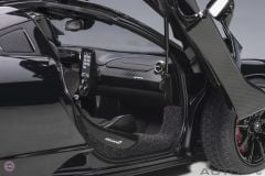 1:18 McLaren Senna 2018 Siyah