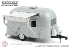 1:64 1961 Airstream Bambi Hitched Homes