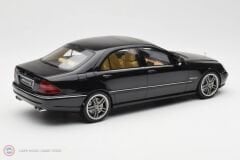 1:18 2004 Mercedes Benz S65 AMG W220
